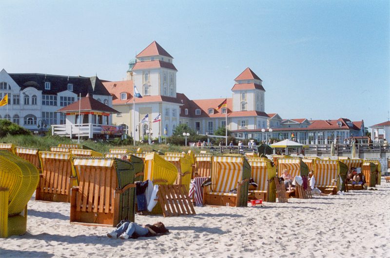 Strand und Kurhaus in Binz